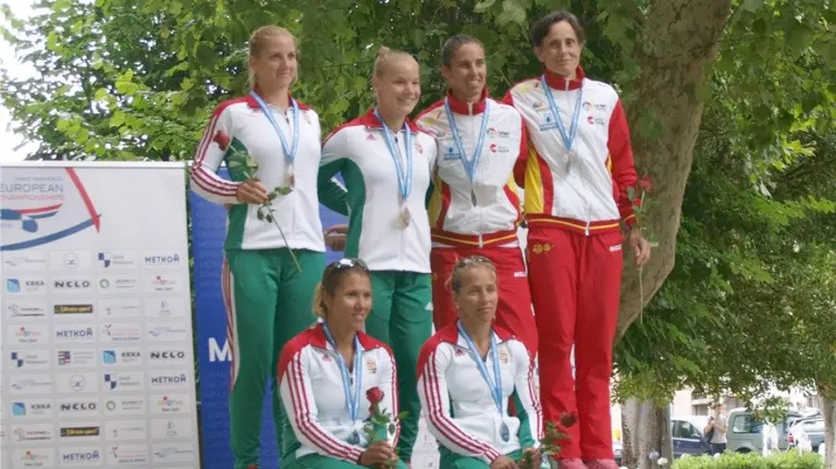 Amaia Osaba y Eva Barrios en el pódium del Europeo de Croacia.