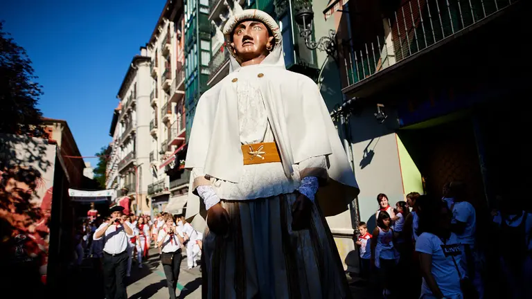 11 Julio San Fermin Comparsa de Gigantes y Cabezudos Daniel Fernández