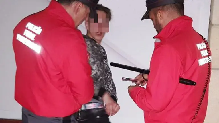 La Policía Foral detiene a un hombre por malos tratos. POLICÍA FORAL