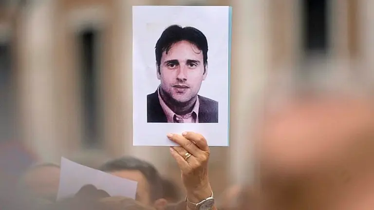 Imagen de una concentración en memoria de Miguel Ángel Blanco, asesinado por ETA en 1997 Foto EFE Archivo