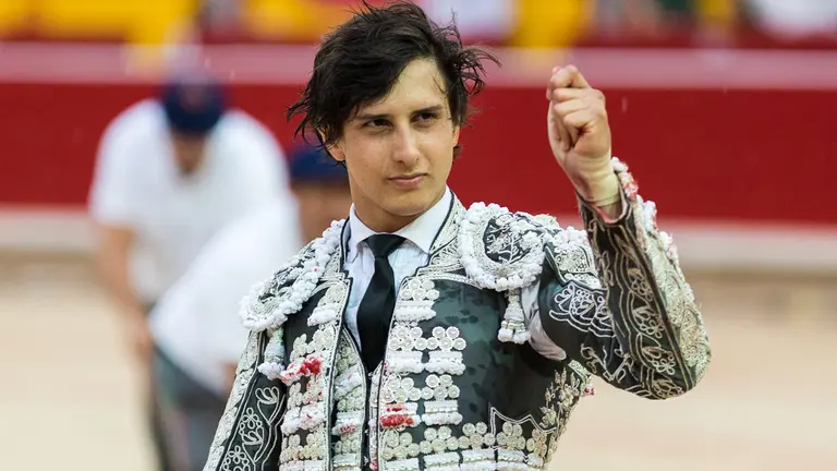 Séptima corrida de los Sanfermines con toros de Jandilla para Juan José Padilla, Cayetano y Roca Rey (58). IÑIGO ALZUGARAY