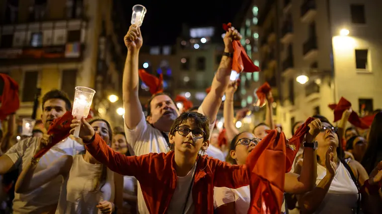 El Pobre de Mí pone el final a la fiestas de San Fermín 2018. PABLO LASAOSA (10)