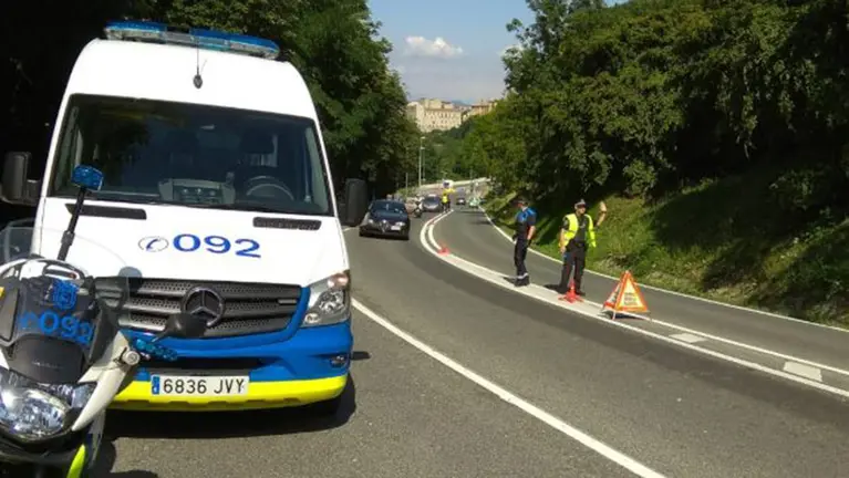 Control de tráfico de la Policía Municipal de Pamplona POLICÍA MUNICIPAL DE PAMPLONA