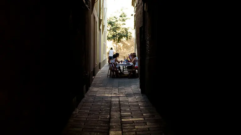 Ambiente por las calles de Tudela antes del lanzamiento del Cohete. MIGUEL OSÉS_10