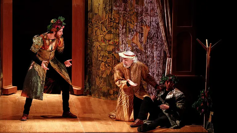 Los muros del castillo medieval de Olite han acogido la representación de Comedia Aquilana, de Bartolomé de Torres Naharro, en la segunda semana de la XIX edición del Festival de Teatro de Olite. EFE/Villar López