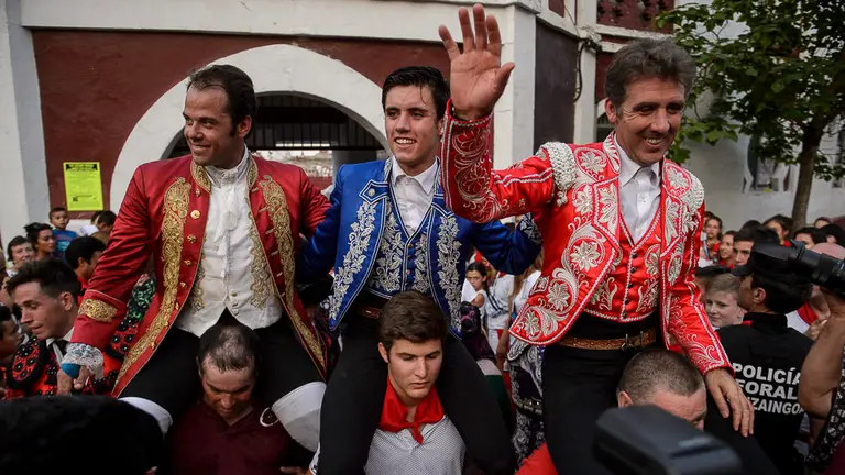 Corrida de Rejones de la feria de Estella de 2018 con  Pablo y Guillermos Hermoso de Mendoza y el Portugues Joao. PABLO LASAOSA (25)