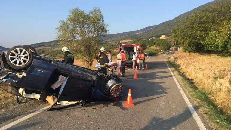 Accidente de tráfico en Bidaurreta POLICIA FORAL