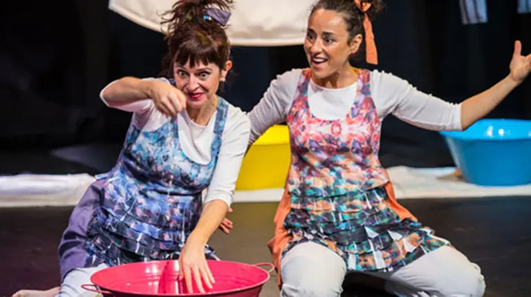 Obra de teatro del grupo Pasadas las 4 PASADAS LAS 4