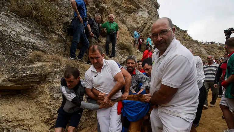 Tercer encierro de El Pilón en las fiestas de Falces 2018. PABLO LASAOSA 06
