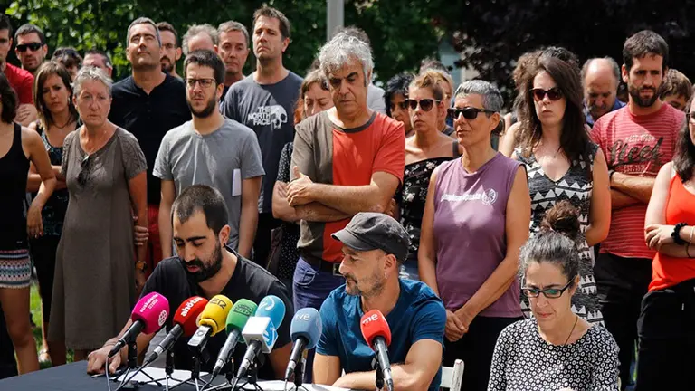 Varios colectivos del Casco Viejo leen un comunicado en defensa de los 'okupas' del palacio Marqués de Rozalejo EUROPA PRESS