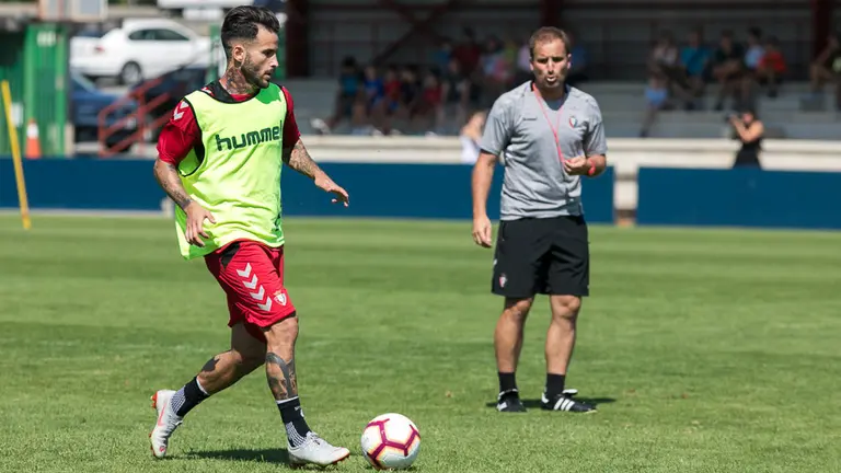 Primer entrenamiento de Rubén García como nuevo jugador de Osasuna (17). IÑIGO ALZUGARAY