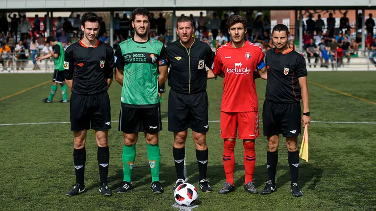Partido de Segunda B entre el Betio Onak y el Osasuna B