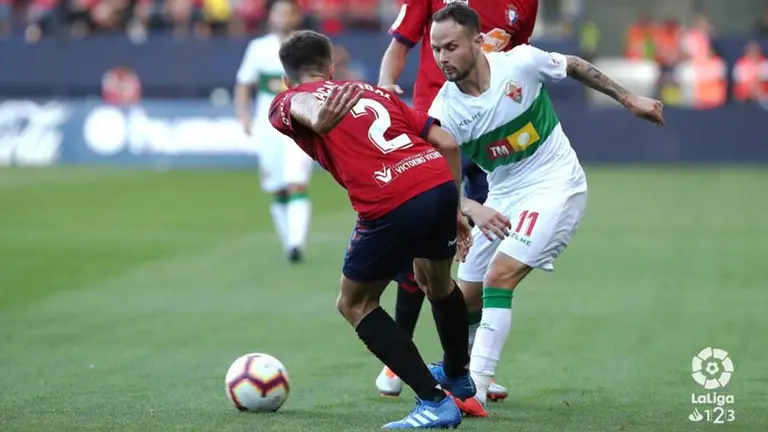 Partido entre Osasuna y Elche en El Sadar LALIGA 7