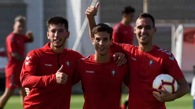 Entrenamiento de Osasuna en las instalaciones de Tajonar a dos días del partido contra el Granada. MIGUEL OSÉS_10
