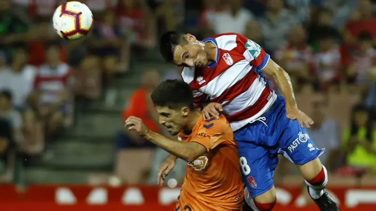Partido entre Granada y Osasuna correspondiente a la tercera jornada de la Liga123 disputado en el estadio de Los Cármenes. FOTO - LALIGA (17)