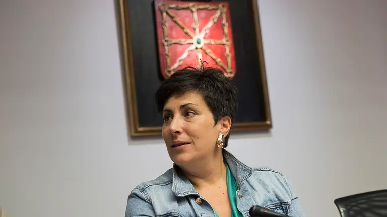 La consejera de Educación, María Solana, comparece en el Parlamento para presentar el Informe de la Evaluación de Competencias y Destrezas del alumnado. PABLO LASAOSA 08