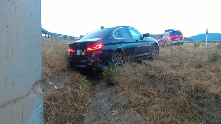 Salida de vía en la AP-68 a la altura de Ribaforada