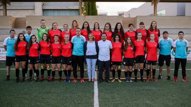 Mulier presenta a su equipo. PABLO LASAOSA 04