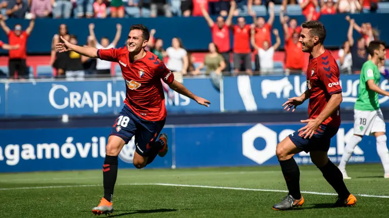 Juan Villar. Partido de la cuarta jornada entre el Osasuna y el Almería. MIGUEL OSÉS_6