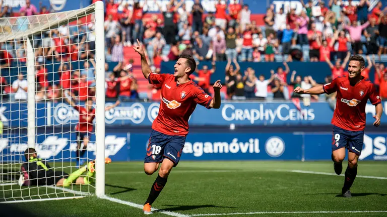 Juan Villar. Partido de la cuarta jornada entre el Osasuna y el Almería. MIGUEL OSÉS_7