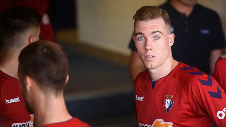 Clerc. Partido de la cuarta jornada entre el Osasuna y el Almería. MIGUEL OSÉS