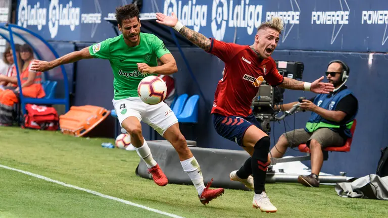 Clerc. Partido de la cuarta jornada entre el Osasuna y el Almería. MIGUEL OSÉS_7