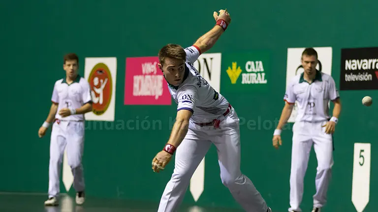 Partido de Promesas con Iker Salaberría en el Labrit. Panda producciones.