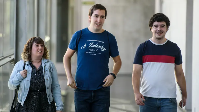 Sesión de trabajo en la que comparecerán representantes del Consejo de la Juventud de Navarra. MIGUEL OSÉS