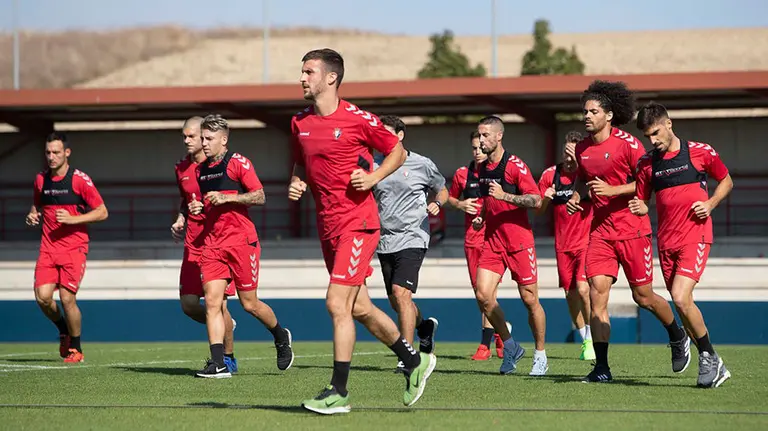 Los jugadores se entrenan en Tajonar. CA Osasuna.