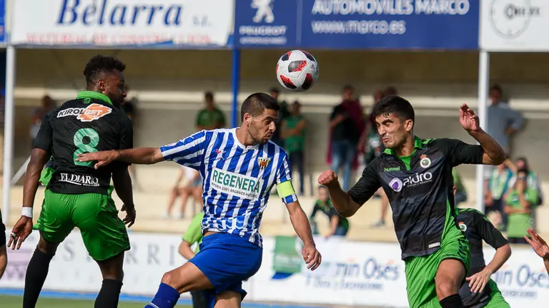 Partido entre Izarra y Racing de Santander. PABLO LASAOSA 16