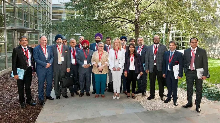 Encuentro con empresas indias del sector de automoción. GOBIERNO DE NAVARRA