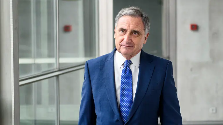 El presidente de la CEN, José Antonio Sarría, expresidente de la Comisión de Control de Caja de Ahorros de Navarra, comparece en la comisión de investigación sobre la desaparición de esta (7)