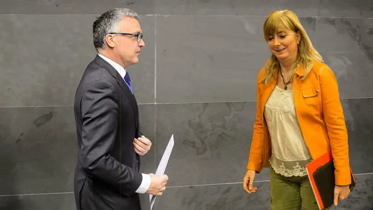 Fotomontaje del defensor del pueblo en Navarra, Javier Enériz, y la consejera Ana Ollo. NAVARRACOM