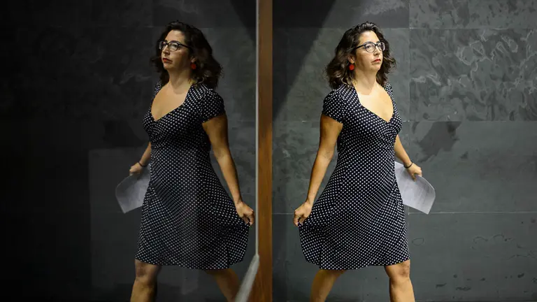 Laura Pérez de Podemos accede al Parlamento. PABLO LASAOSA