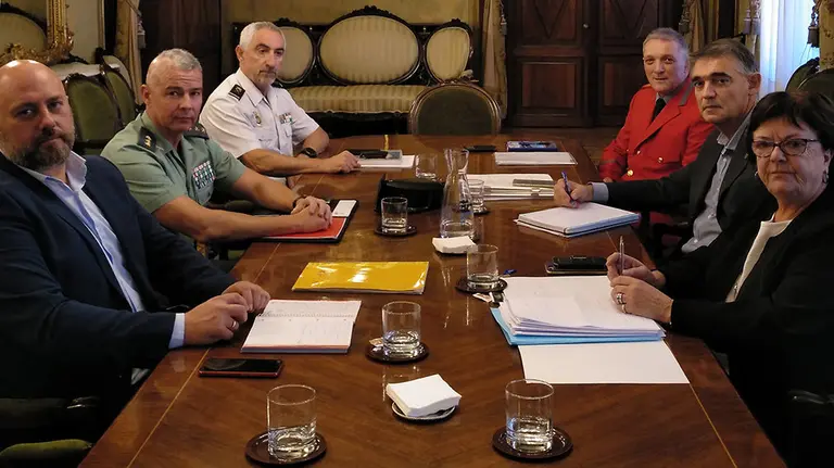 El delegado del Gobierno en Navarra, José Luis Arasti, y la consejera de Interior del Gobierno foral, María José Beaumont, durante su reunión sobre cooperación policial GOBIERNO DE NAVARRA