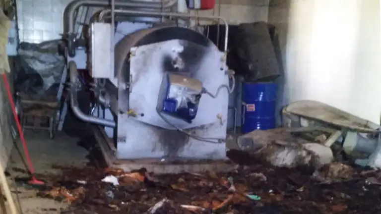 Imagen del almacén tras el incendio. POLICÍA MUNICIPAL DE PAMPLONA