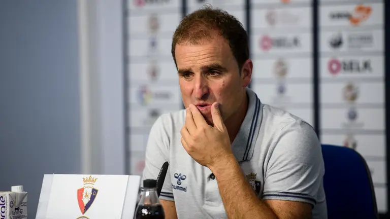 Jagoba Arrasate en rueda de prensa tras el partido. MIGUEL OSÉS