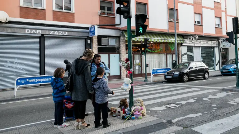 Paso de cebra junto al Colegio Esclavas del Sagrado Corazón donde ha sido atropellado de manera mortal un niño de 4 años (03). IÑIGO ALZUGARAY