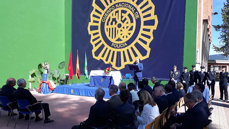 El delegado del Gobierno en Navarra, Jos&eacute; Lusi Arasti, preside el acto central de la celebraci&oacute;n del D&iacute;a de la Polic&iacute;a Nacional IMAGEN CEDIDA