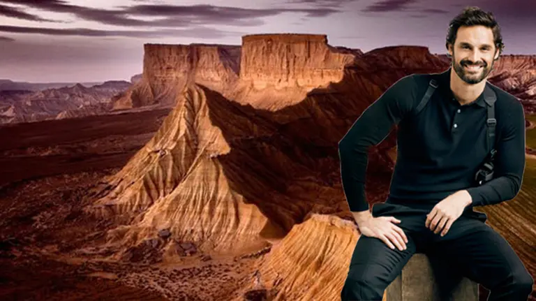 Imagen de las Bardenas Reales junto al actor Iván Sánchez, elegido para interpretar a Curro Jiménez en la serie en principio iba a grabarse en parajes navarros NAVARRACOM