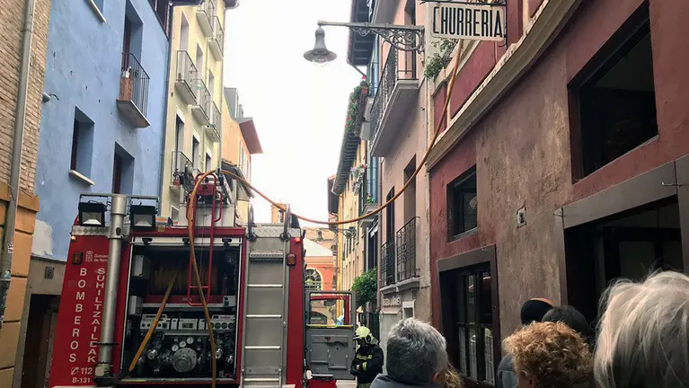 Un incendio ha obligado a desalojar la Churrería La Mañueta en Pamplona