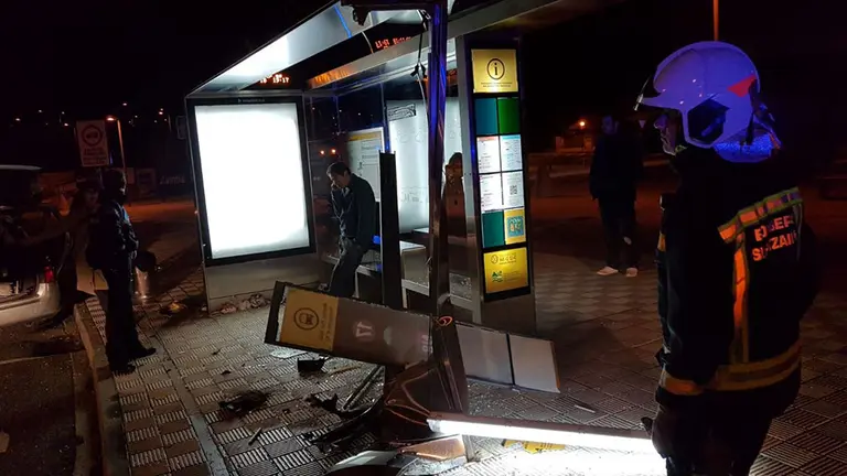 Accidente de tráfico en Mutilva BOMBEROS DE NAVARRA