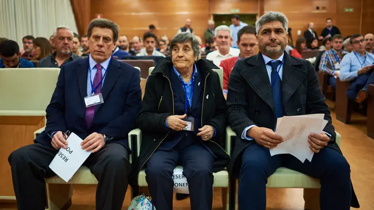 Juan Carlos Quer (padre de Diana Quer) y Juan José Cortés (padre de Mari Luz Cortes) en una jornada sobre delitos sexuales organizada en Pamplona. MIGUEL OSES