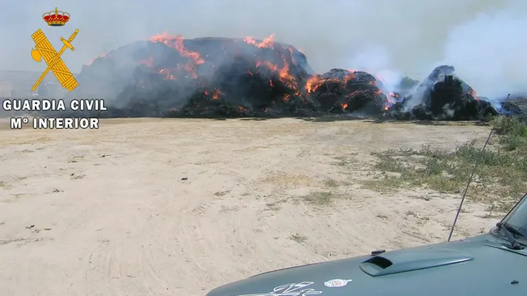 Imagen de archivo del incendio que se produjo en Cortes GUARDIA CIVIL
