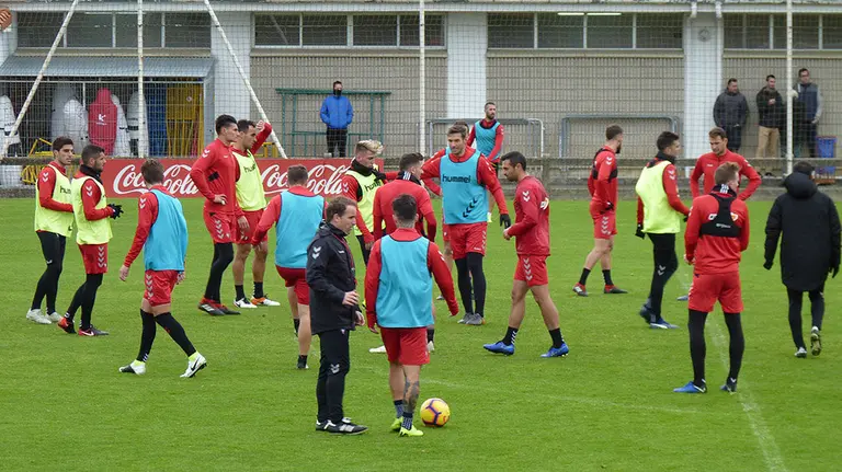 Arrasate dirige a los rojillos en Tajonar