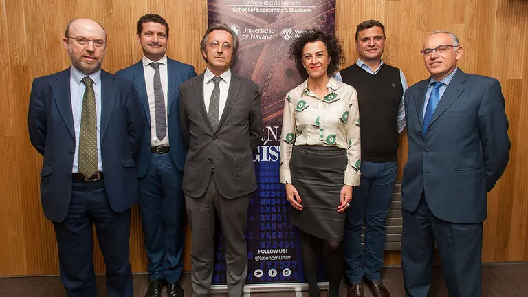 Profesionales del sector agroalimentario en una jornada de la UNAV