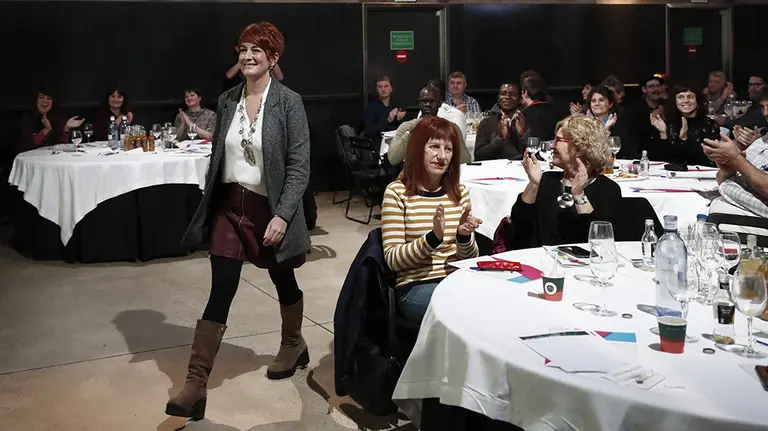 GRAF5909. PAMPLONA, 10/11/2018.- La candidata de EH Bildu a las próximas elecciones autonómicas en Navarra, Bakartxo Ruiz, durante un acto del partido para iniciar el proceso de elaboración de su programa para las elecciones de 2019. EFE/Jesús Diges