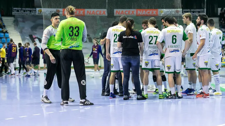 Partido de la décima jornada de la Liga Asobal entre Anaitasuna y Barcelona(40). IÑIGO ALZUGARAY