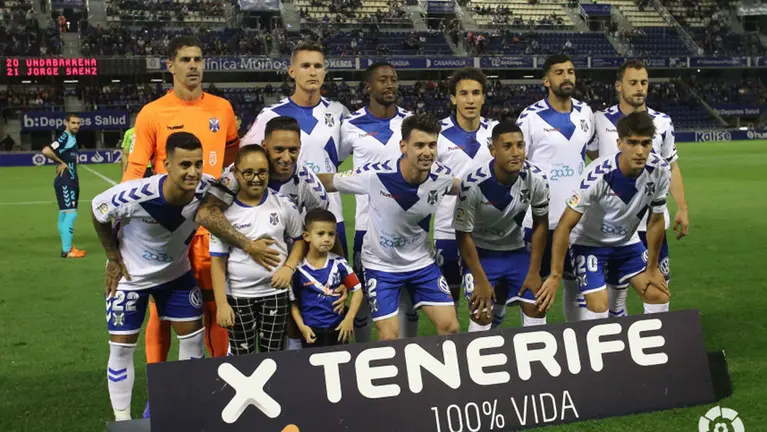 Equipo titular del Tenerife en su último partido de liga, ante el Albacete (0-0) en el estadio Heliodoro Rodríguez. La Liga.