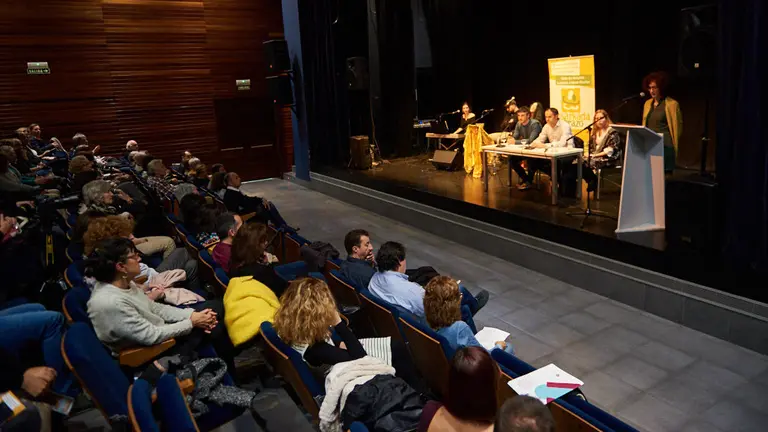 Encuentro organizado por la Asociación Besarkada-Abrazo con motivo de la celebración del Día Internacional de los Supervivientes del Suicidio. MIGUEL OSÉS